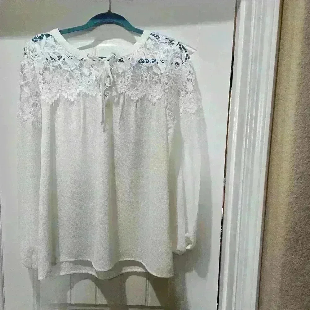 Spense Lace-Up Crochet Yoke White Long Sleeve Blouse Size M